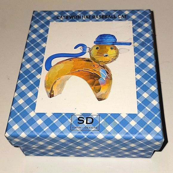 CRYSTAL CATS WITH HAT BASEBALL CAT - Picture 9 of 10